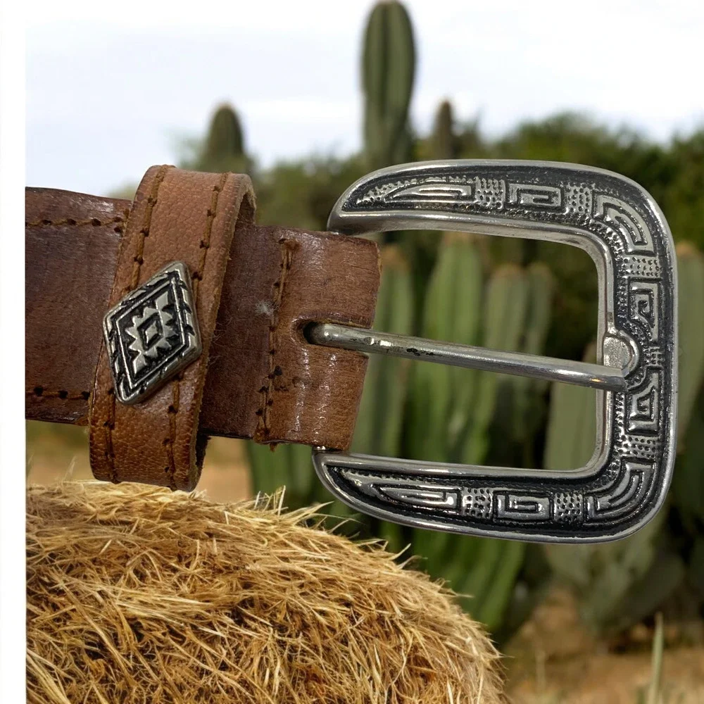 Vintage Brown Leather Woven Petite Concho Western Belt Southwestern Cowgirl Sz L
